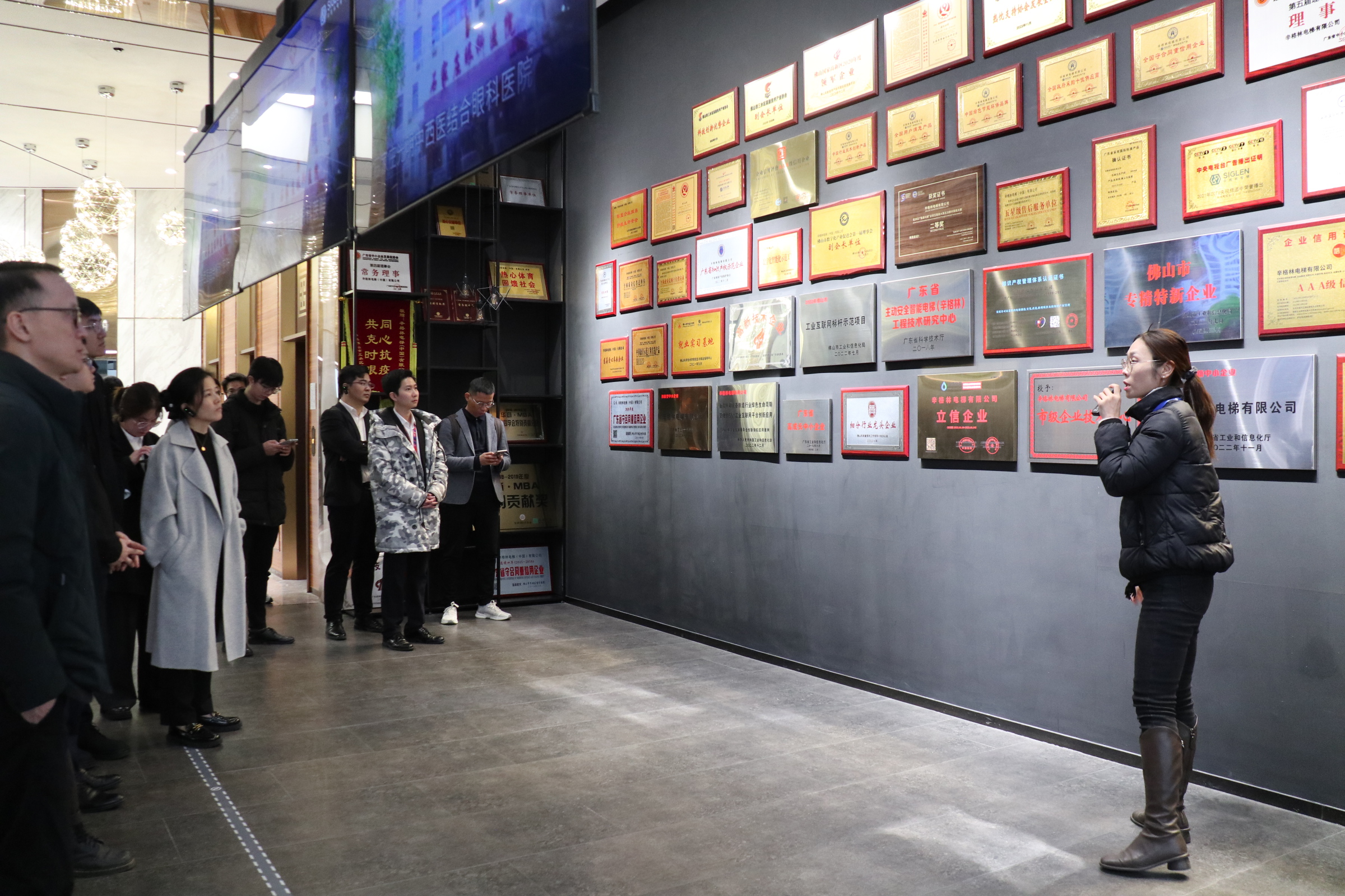 別墅家用電梯尺寸，辛格林電梯有技術(shù)優(yōu)勢