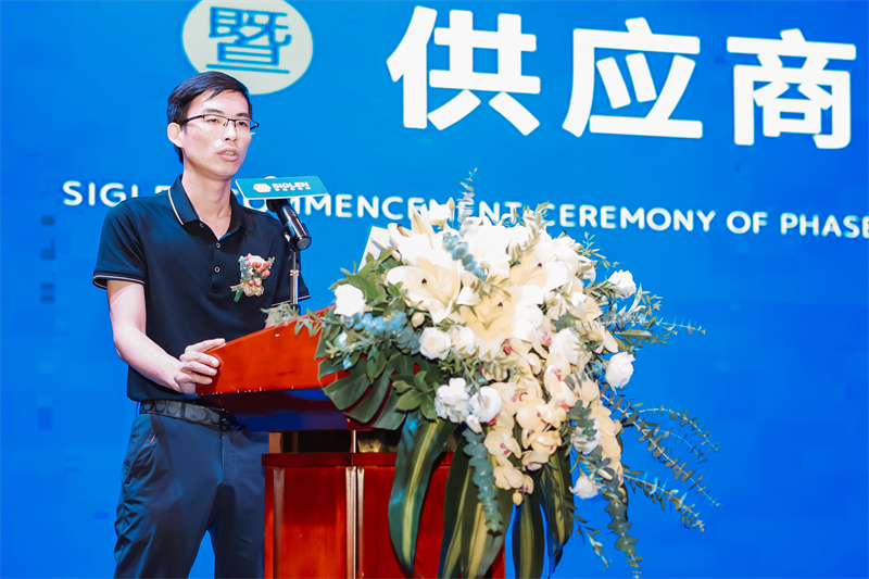 2V5A6706.jpg 2V5A6706.jpg