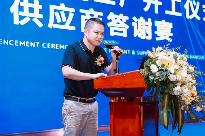 2V5A6718.jpg 2V5A6718.jpg